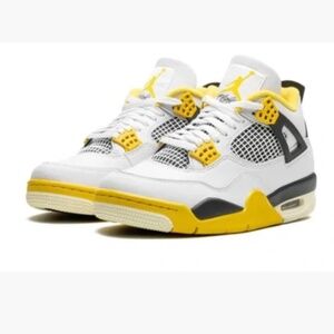 AIR JORDAN 4 RETRO Women 10/ Mens 8.5 Vivid Sulfur White Black Yellow NEW